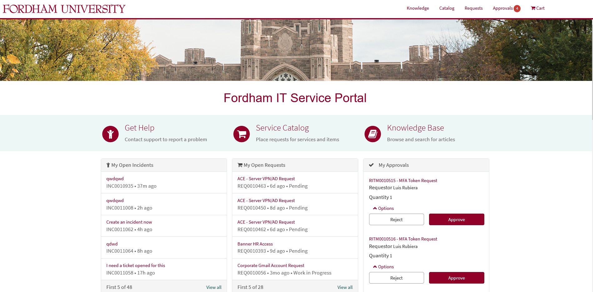 Screenshot of ServiceNow tech help portal.