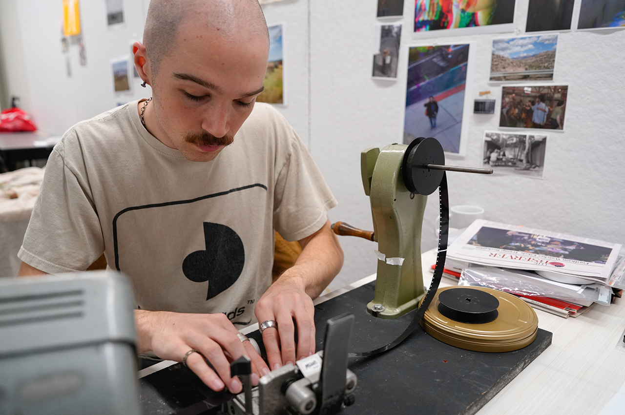 Ramsay Macdonald, Fordham art student