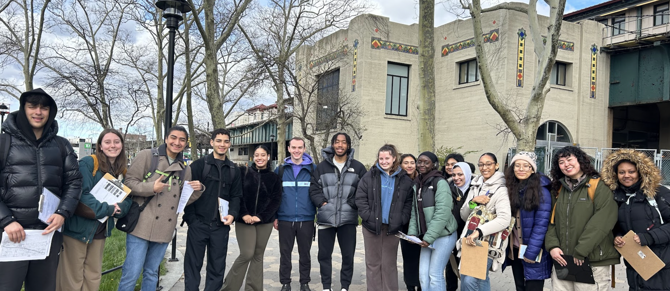 students in Prof. Shellae Versey psychology class with alum Reece Brosco