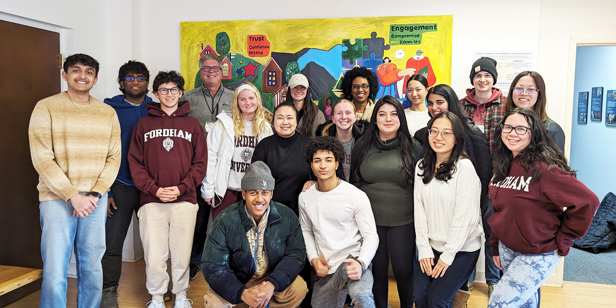 Alumnus Bill Sickles with Students in North Carolina