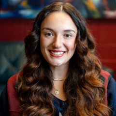 Jennifer Gregoriano Headshot